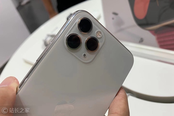iPhone11Pro，苹果